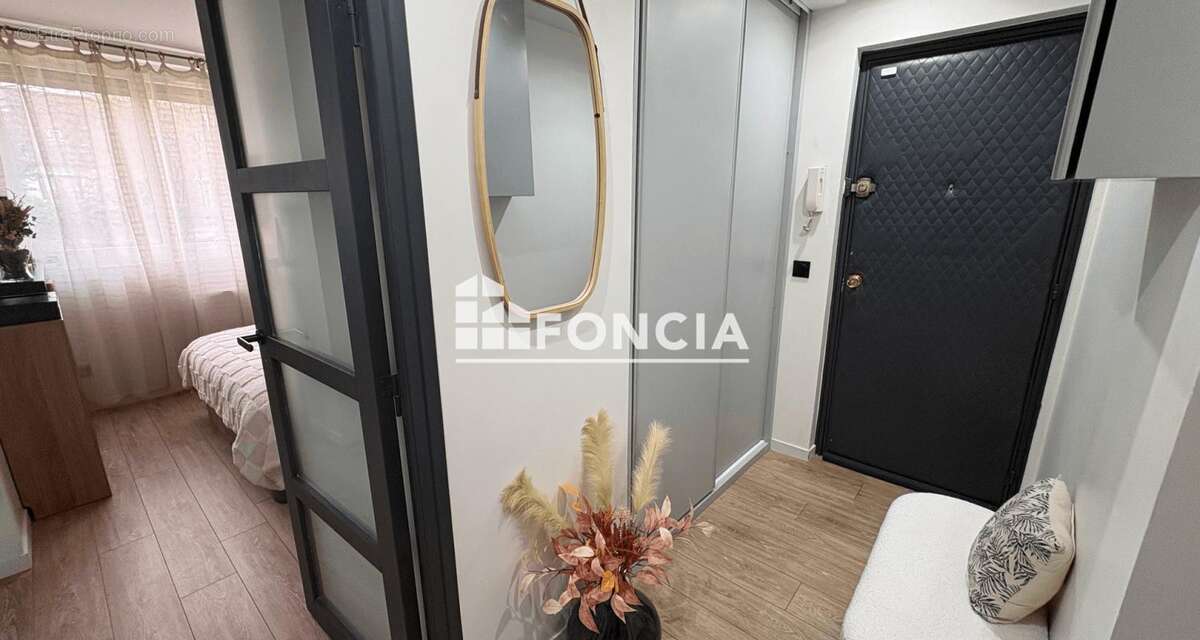 Appartement à FRESNES