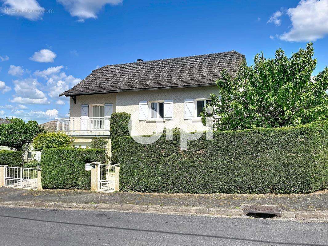 Maison à BRIVE-LA-GAILLARDE