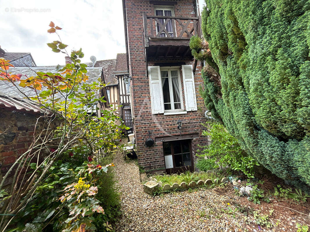 Maison à LYONS-LA-FORET