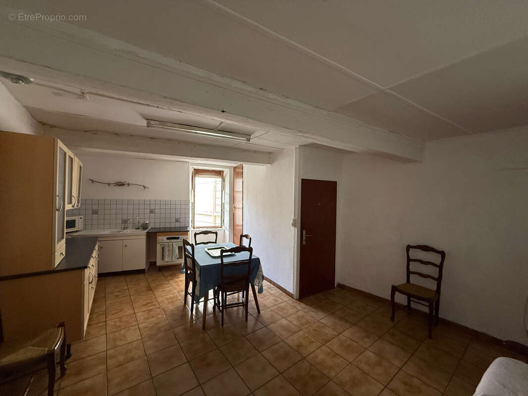 Maison à LAURE-MINERVOIS