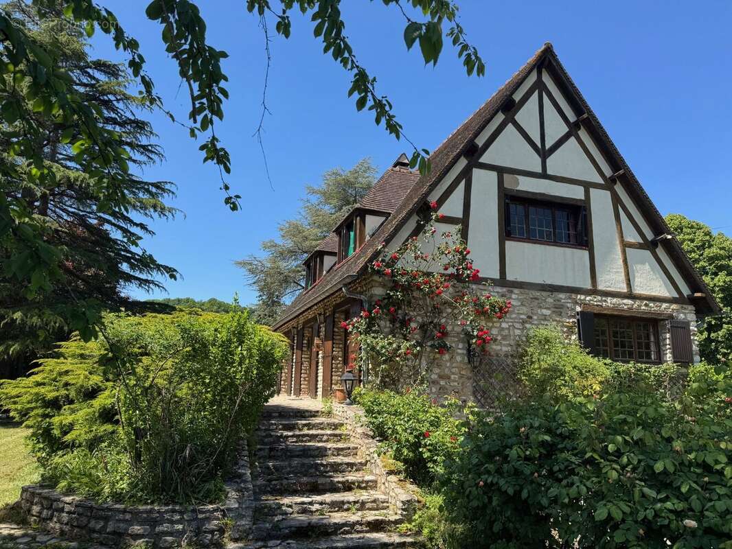 Maison à PACY-SUR-EURE