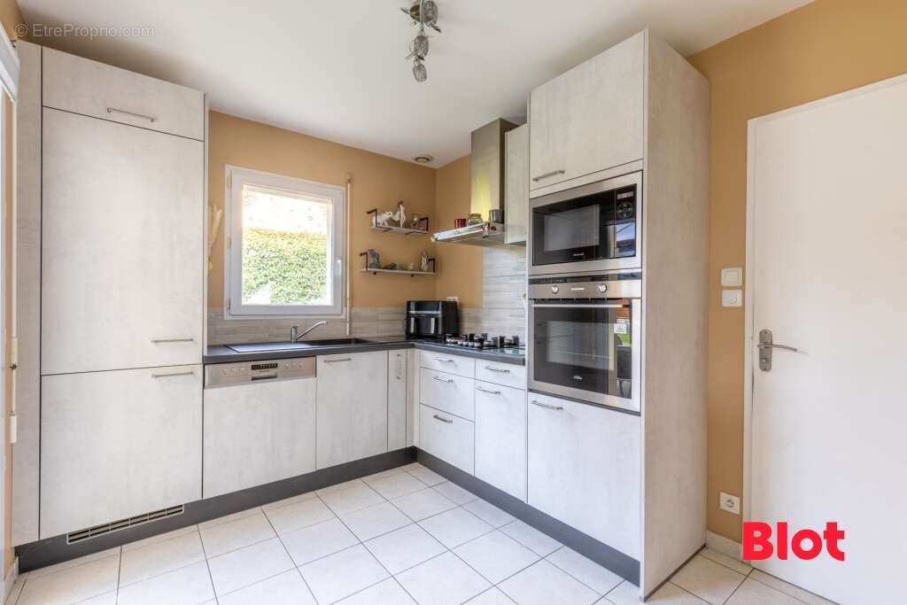 Maison à SAINT-AUBIN-D'AUBIGNE