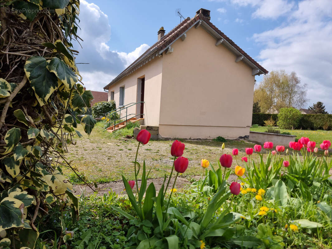Maison à ABLIS