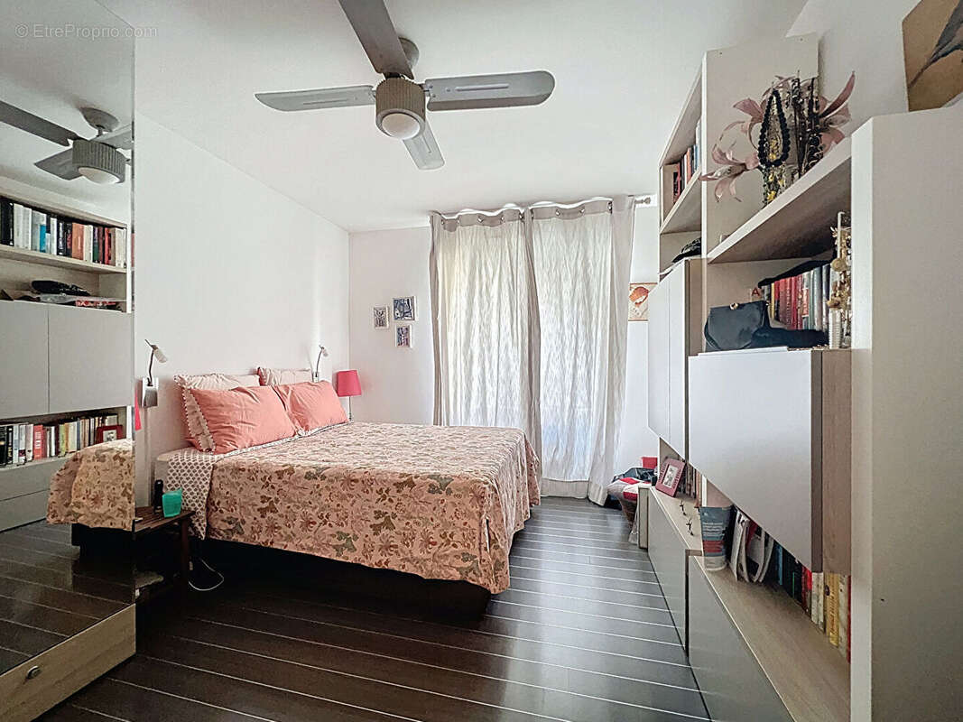 Appartement à SURESNES