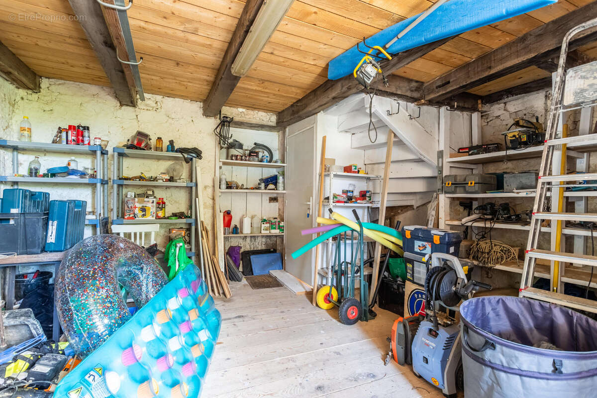 Maison en pierre avec annexe, piscine et jardin - photo 33