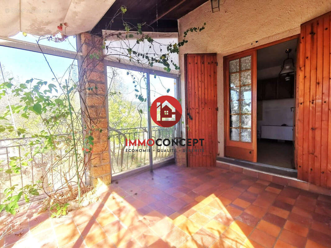 Maison à BAGNOLS-SUR-CEZE