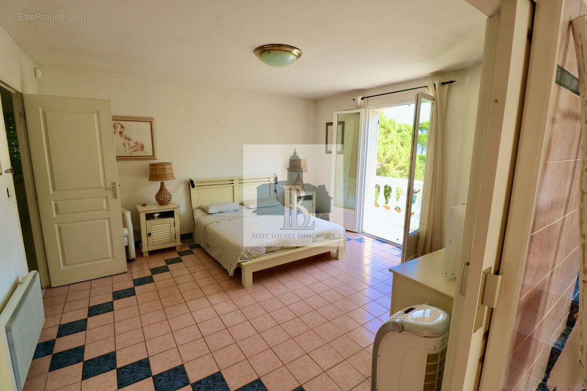Gassin, villa, vue mer de l'étage, aux portes de Saint-Tropez, - photo 11