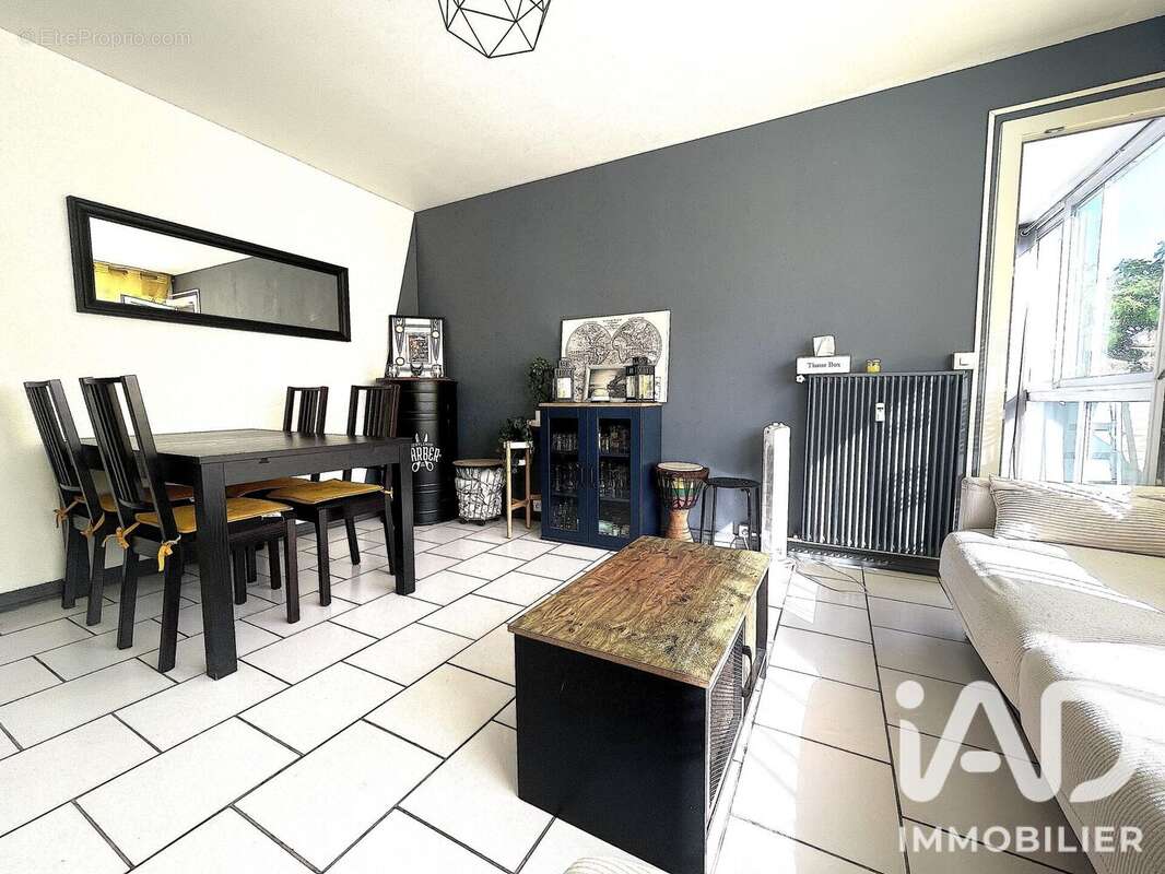 Appartement 64 m² à Evry  - photo 2