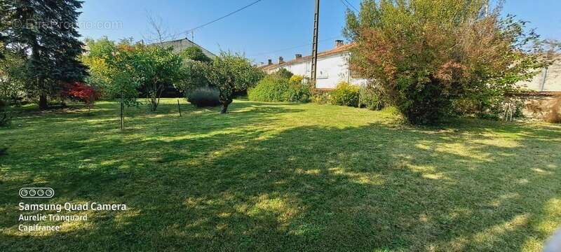 Maison à vendre 5 pièces VARAIZE (17) d'environ 145m² avec 4 chambres, garage et 700m² de terrain PLEIN SUD - photo 20