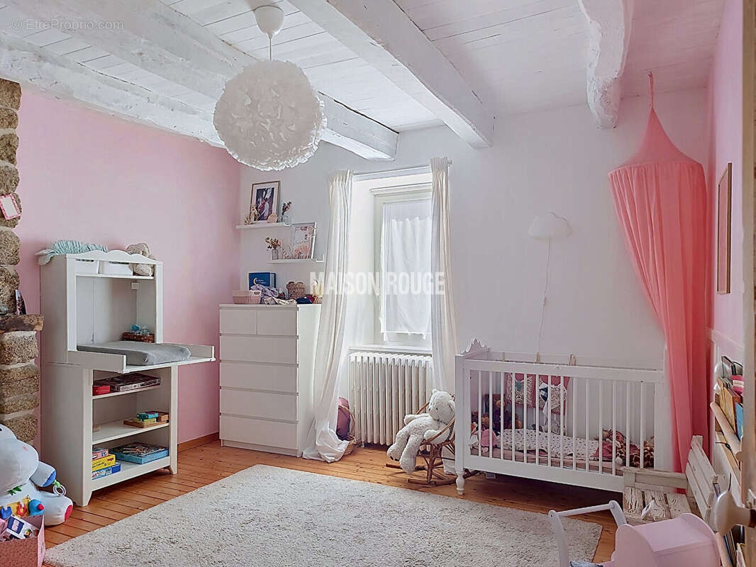 exclusivité Maison Rouge maison en coeur de bourg! - photo 8