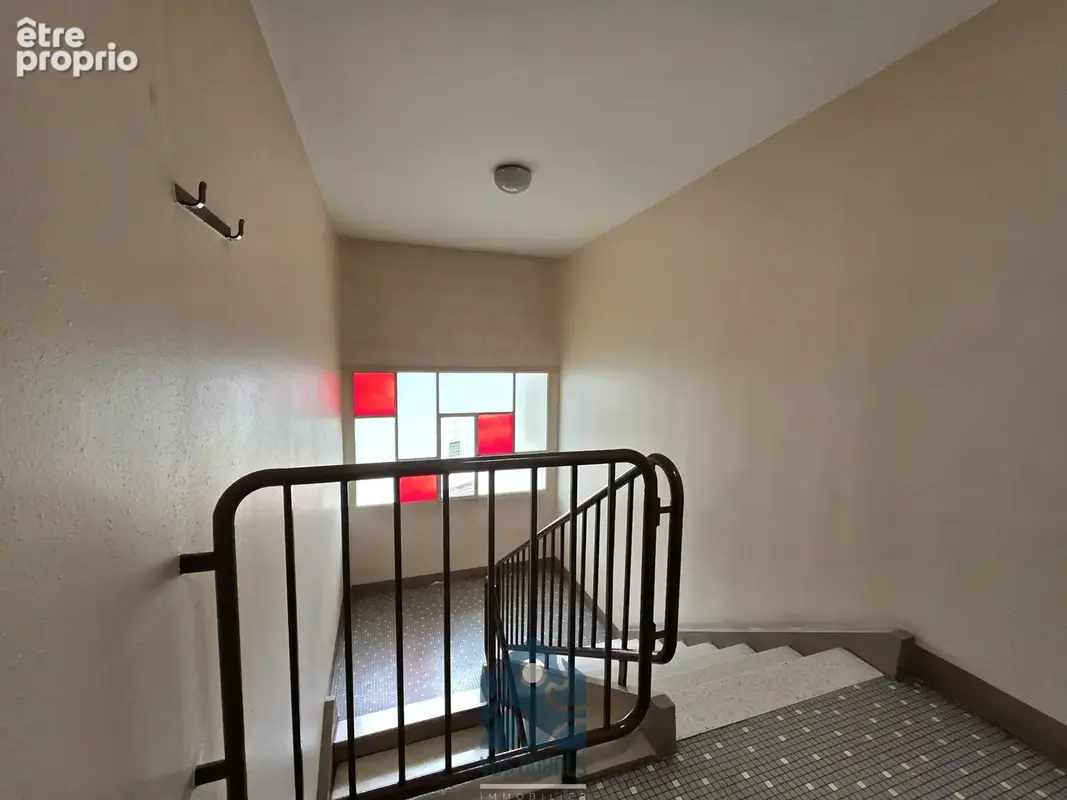 Appartement 4 pièces avec balcon, cave et stationnement - photo 9