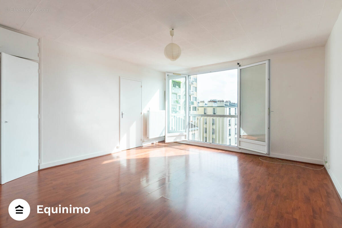 Appartement à PARIS-10E
