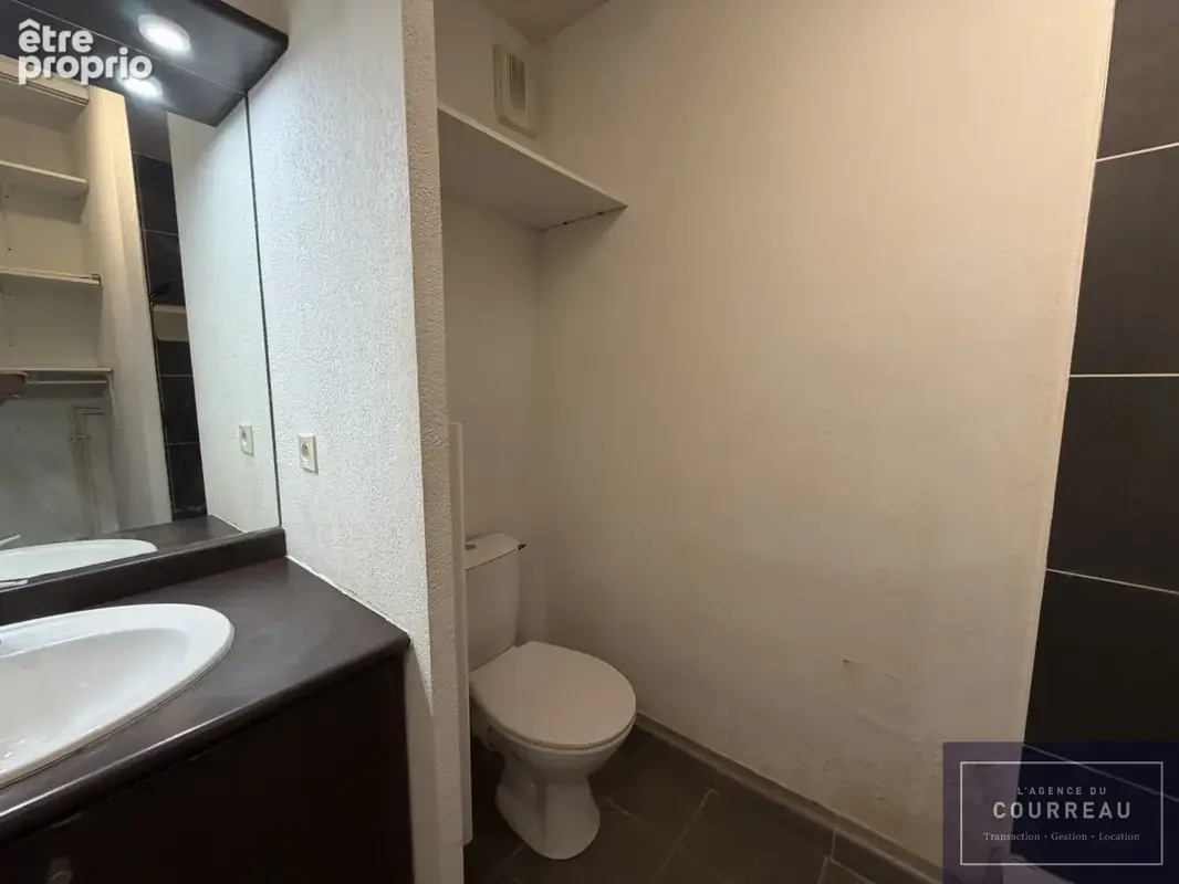 Appartement T2 de 45 m2 avec place de parking   Quartier Figuerolles - photo 9