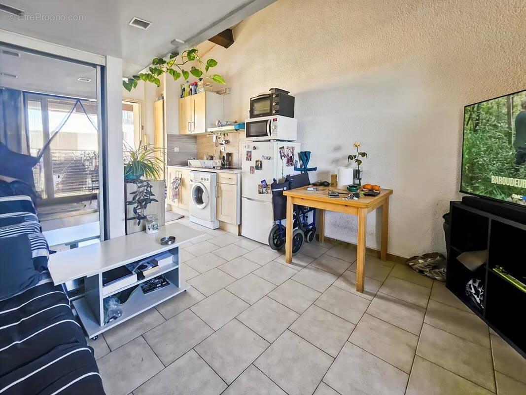 Appartement à SAUSSET-LES-PINS