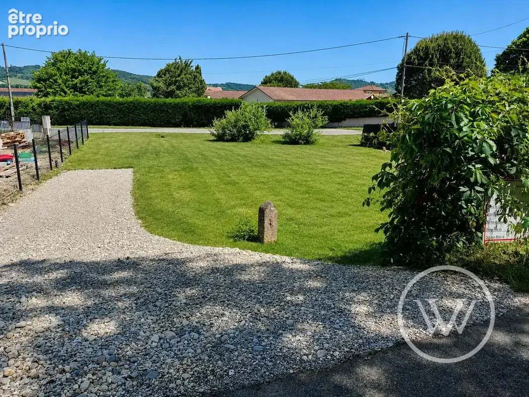 Terrain 587 m² à vendre à Savas-Mepin (38440) - photo 2