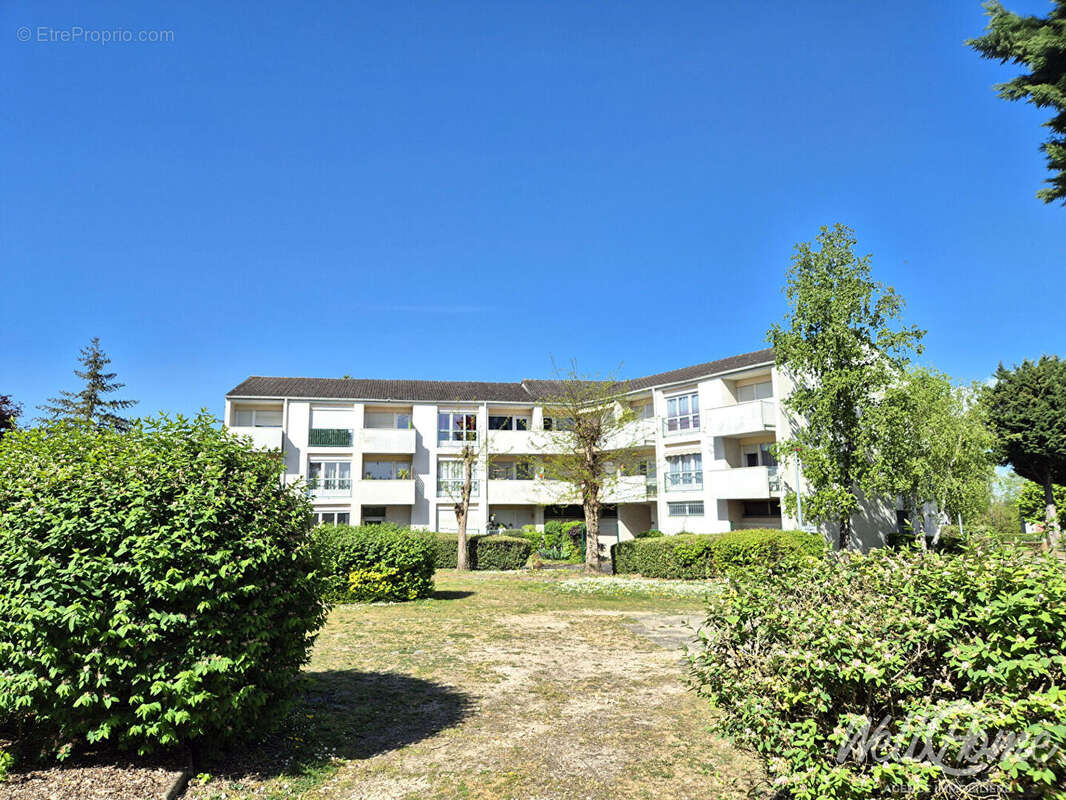Appartement à SAINT-OUEN-L'AUMONE