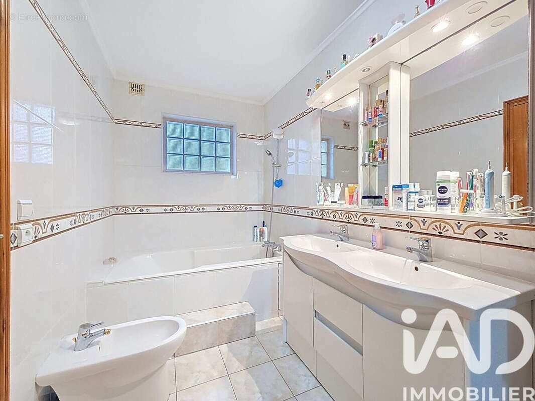 Photo 5 - Maison à CORBEIL-ESSONNES