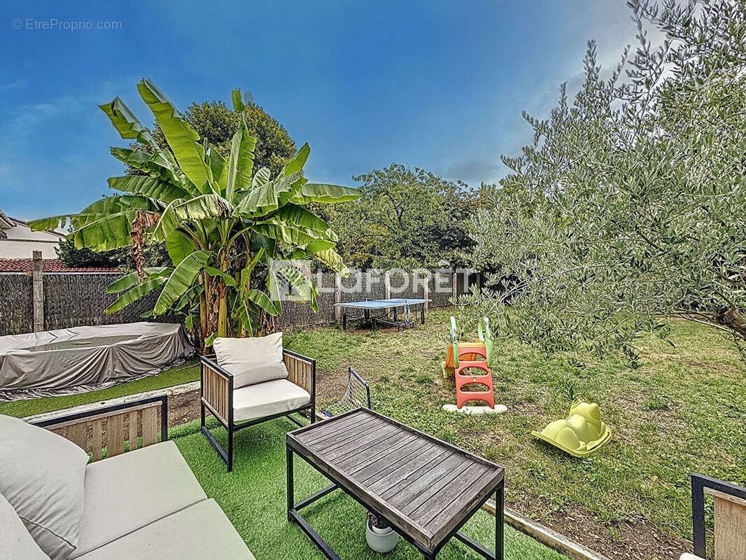 Maison à BONNEUIL-SUR-MARNE