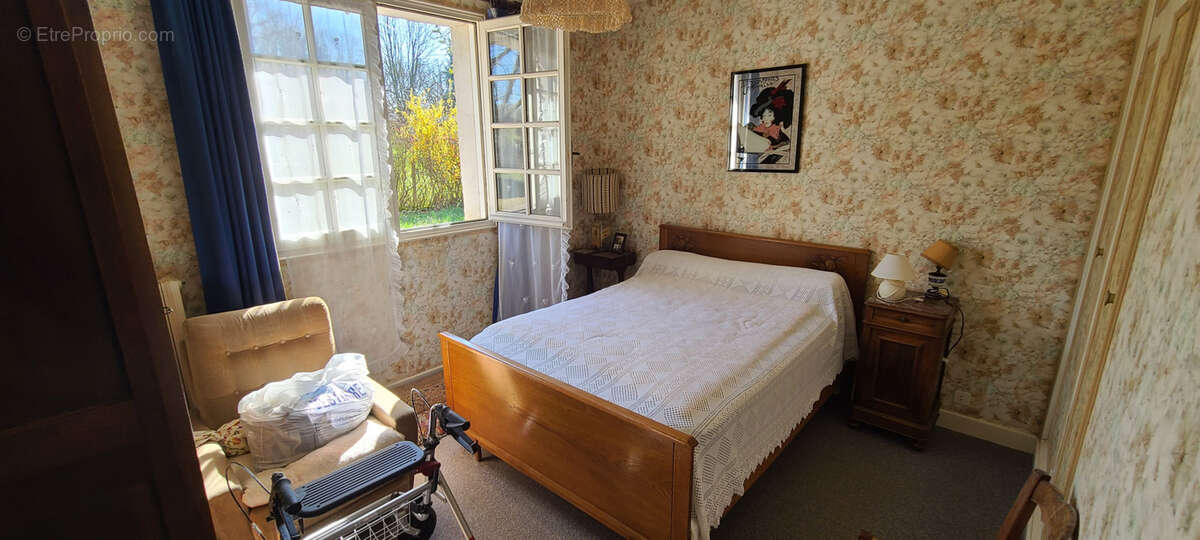 Maison à CHAUFFOUR-SUR-VELL