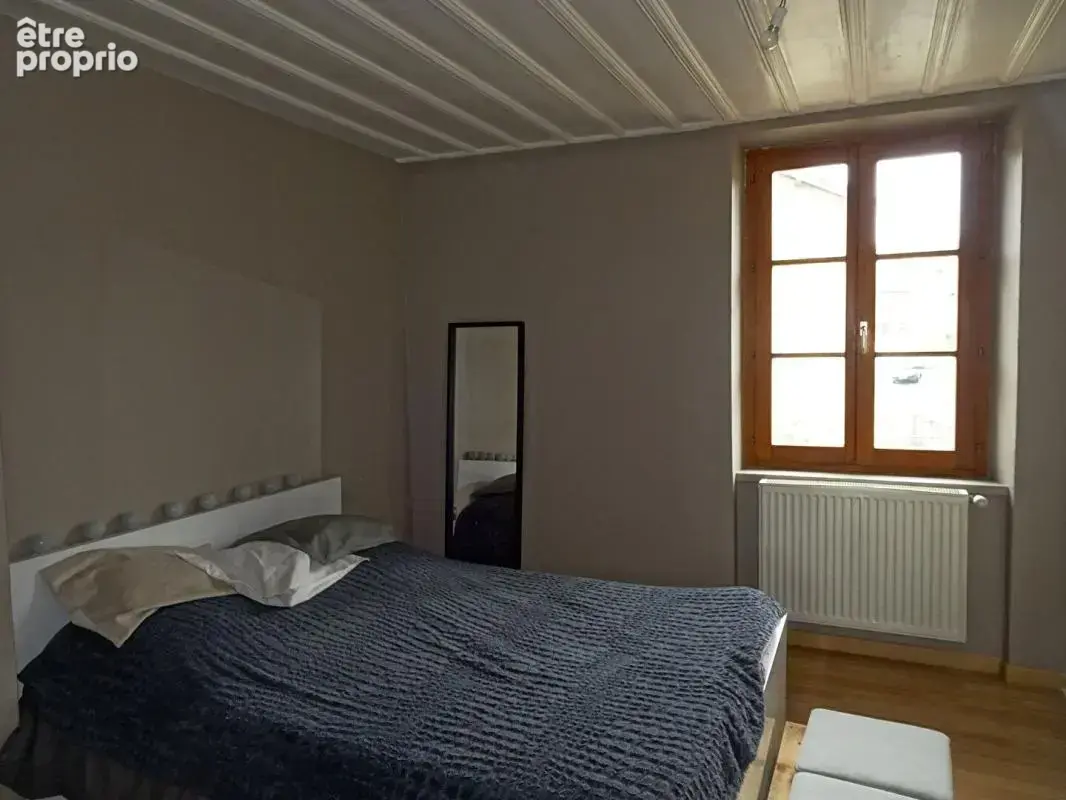 ESTIVAREILLES 42380 Belle Maison en pierre  4 chambres, dépôt  de 128 m² et 400m² de terrain plat - photo 10