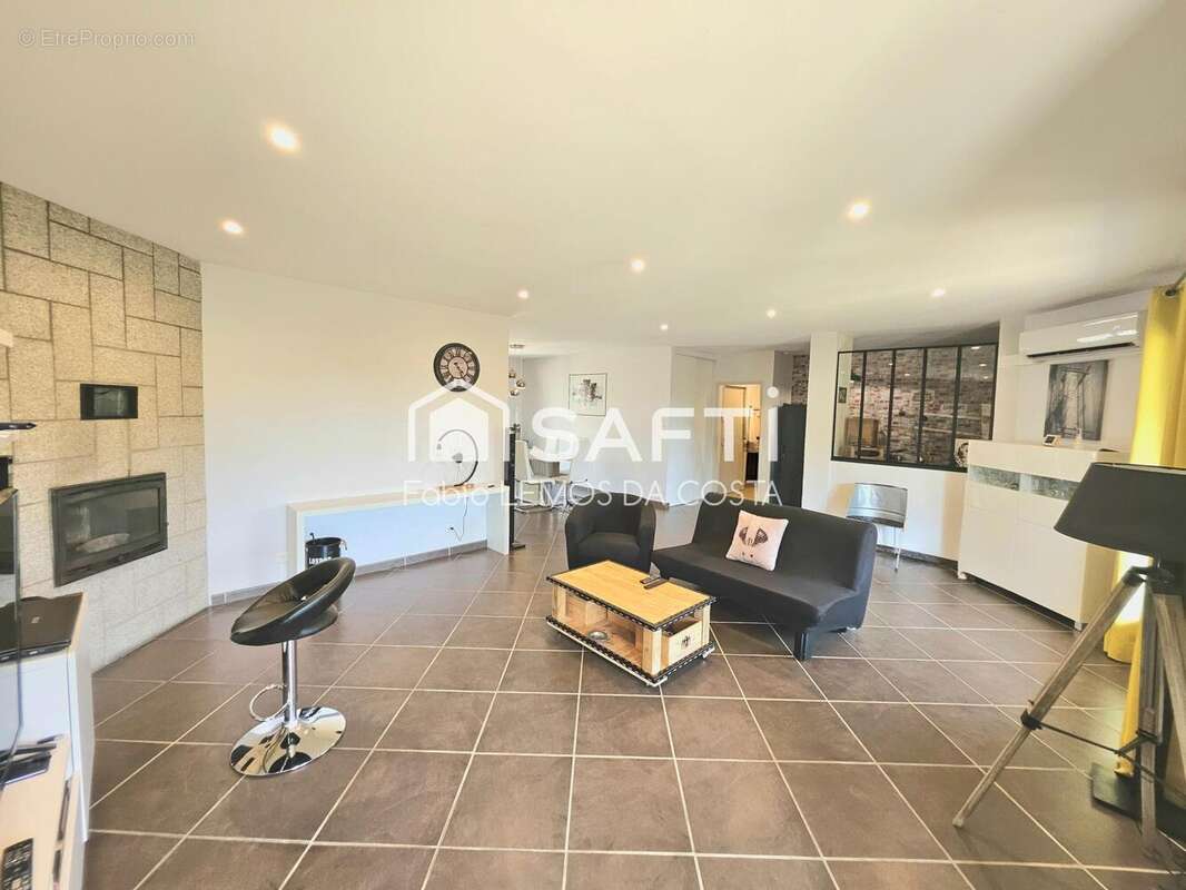 Maison 145 m² à Castelnau-D'auzan  - photo 5