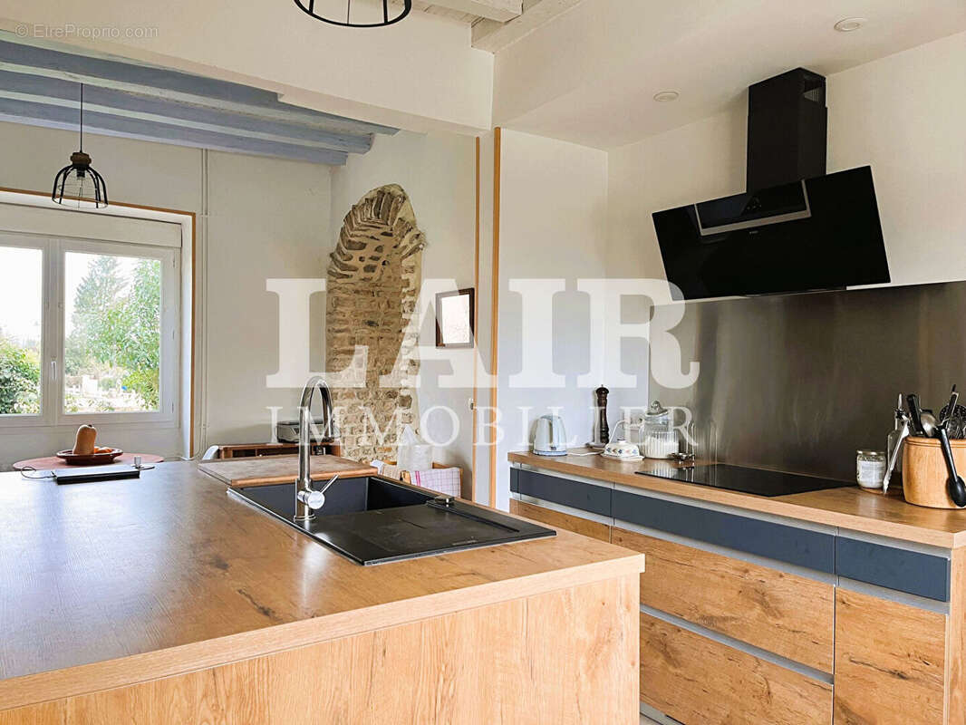 Maison à FRESNAY-SUR-SARTHE