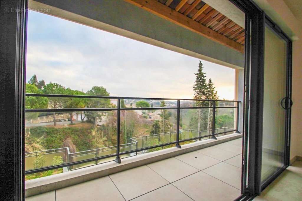 Appartement à VENCE