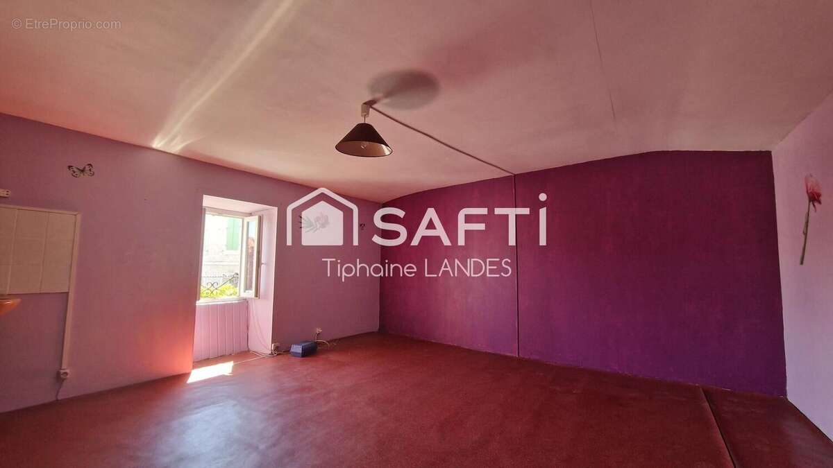 Photo 6 - Maison à VERINES