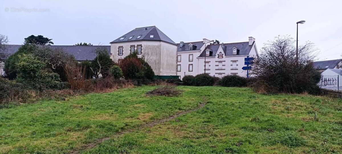 Terrain à CLOHARS-CARNOET
