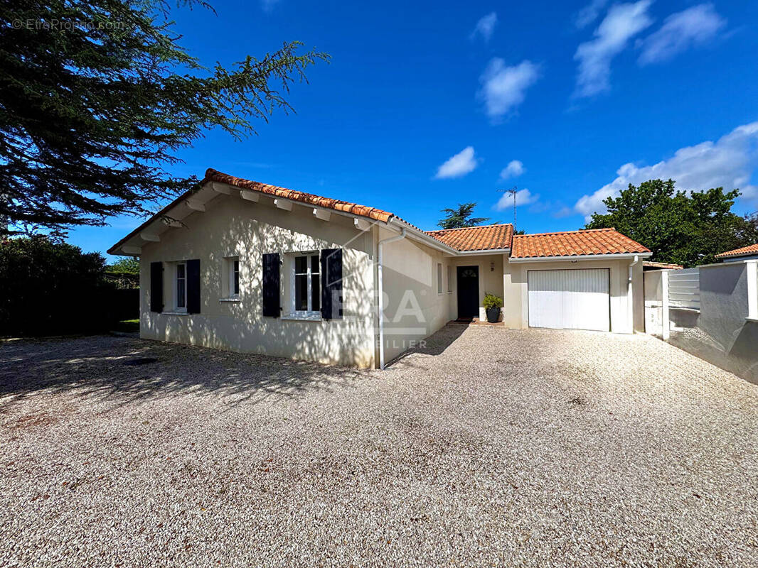 Maison à SAINT-PALAIS-SUR-MER