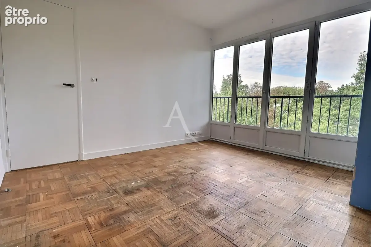 Bel Appartement Maisons Laffitte 5 pièce(s) 86,97 m2  (3 chambres) + chbre de service  (9,48 m²) au calme ! - photo 12