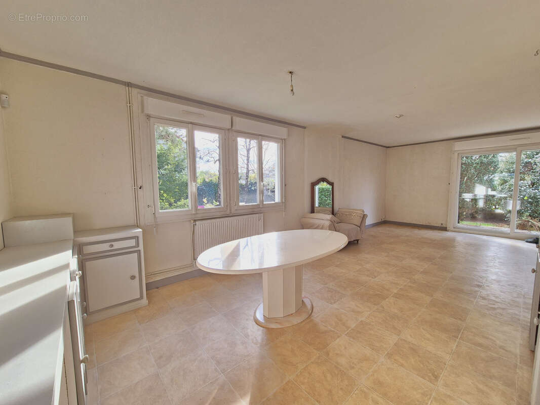 Maison à BASSE-GOULAINE