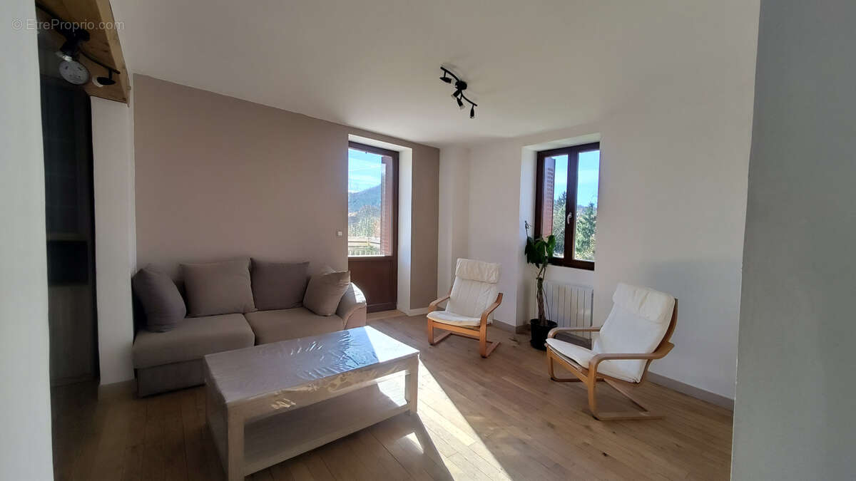 Appartement à LA MOTTE-EN-BAUGES