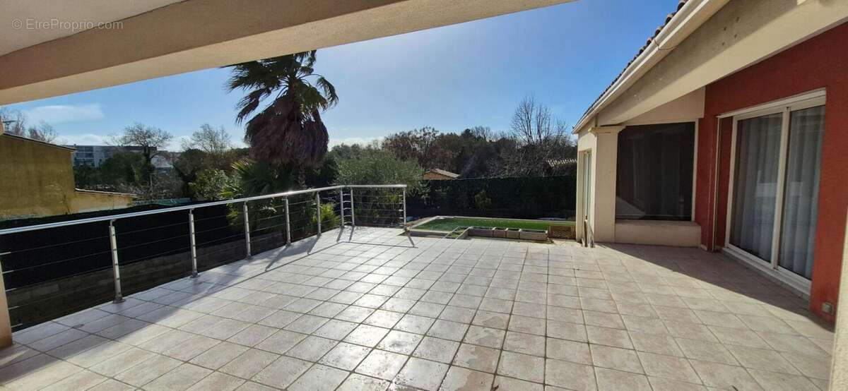 Maison Juvignac 6 pièce(s) 173 m2 - photo 3