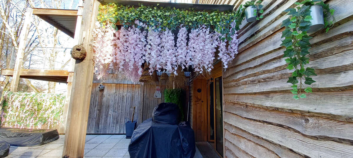 Maison à AMBARES-ET-LAGRAVE