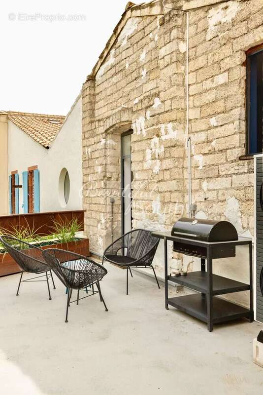 Domaine viticole réhabilité en 3 logements de charme avec piscines et jardins – Narbonne, Canal du Midi - photo 36
