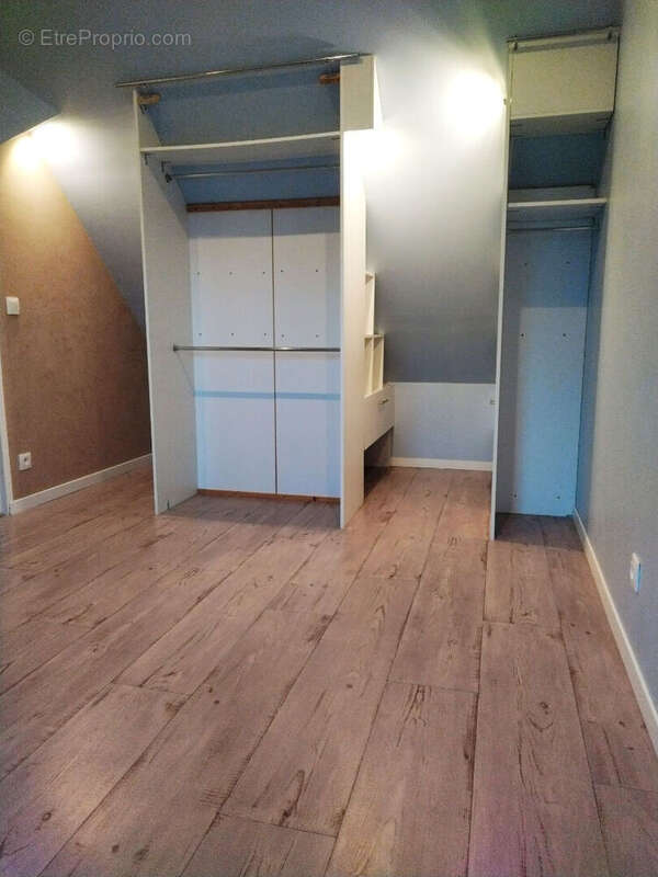 Maison à JOUE-L&#039;ABBE