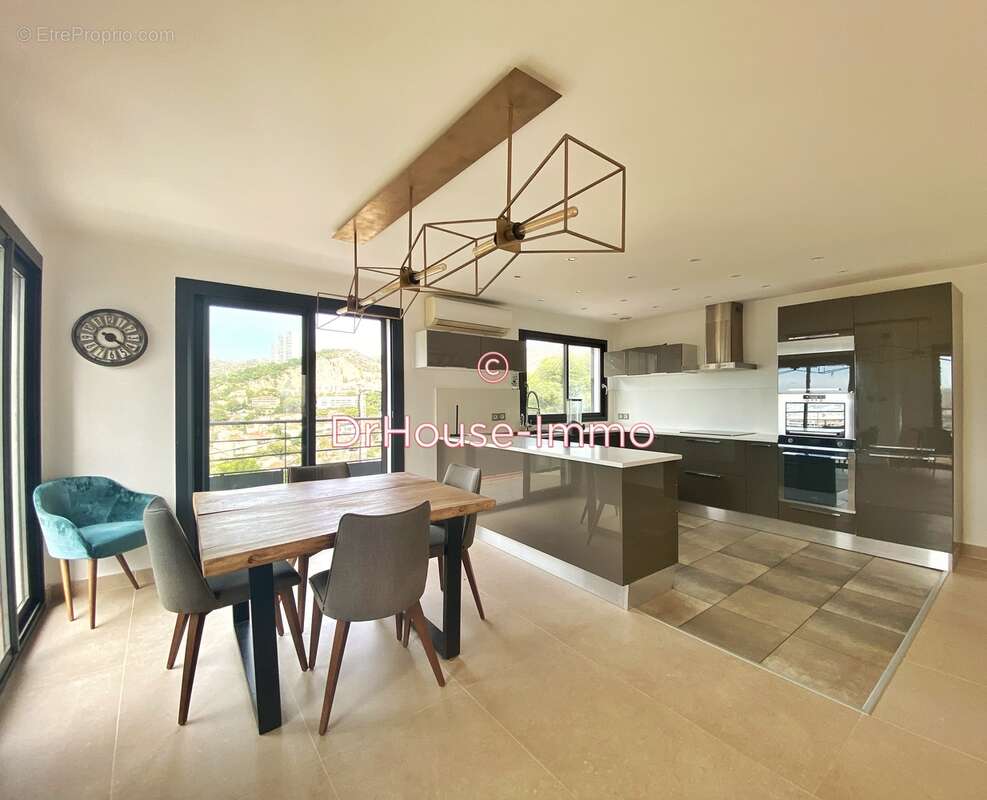 Maison à MARSEILLE-9E