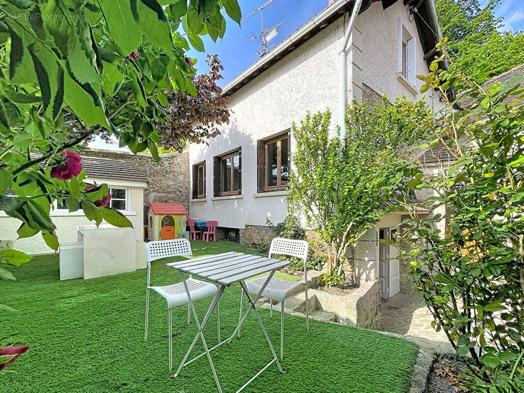 Maison à LONGPONT-SUR-ORGE