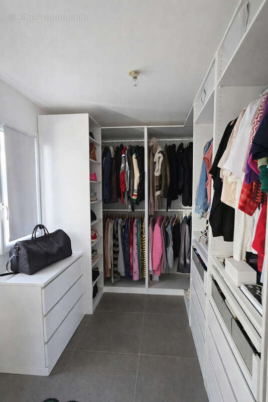 Maison à SALAISE-SUR-SANNE