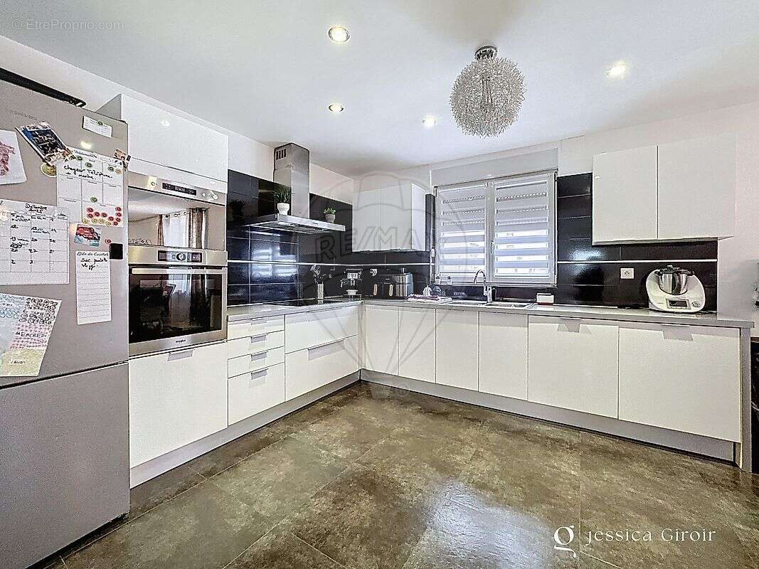 Maison à SAINTE-CROIX-EN-PLAINE