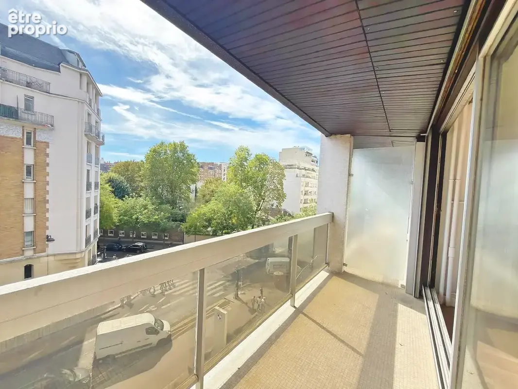 Beau studio avec balcon - photo 3