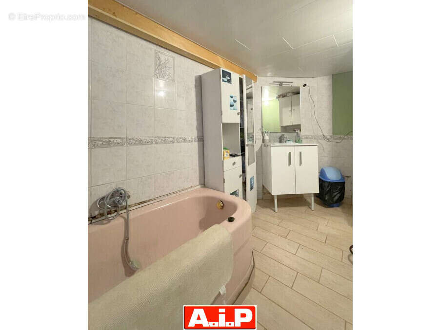 Maison à SAINT-HILAIRE-DE-VOUST