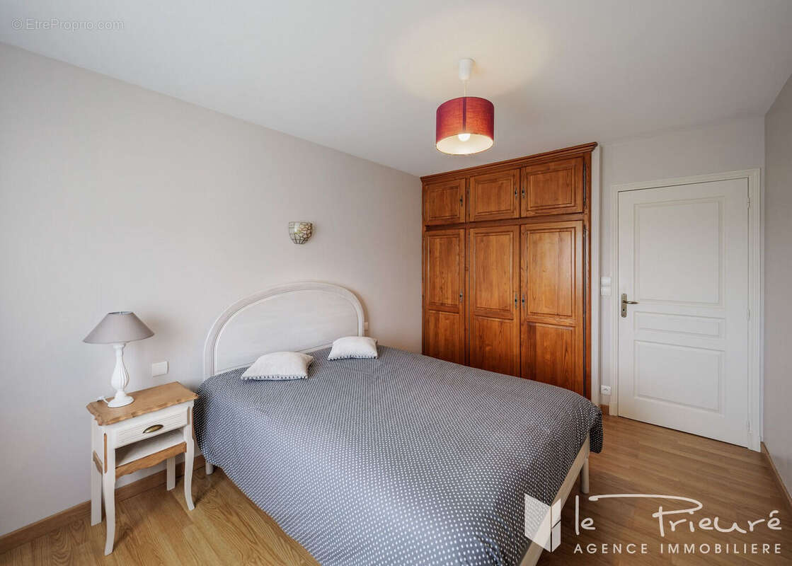 Maison à LESCURE-D'ALBIGEOIS