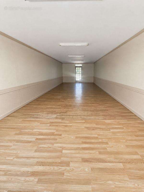 Vente Interactive - Départ des offres à 99 000  La Pérouille 10 pièces 260 m2 - photo 10