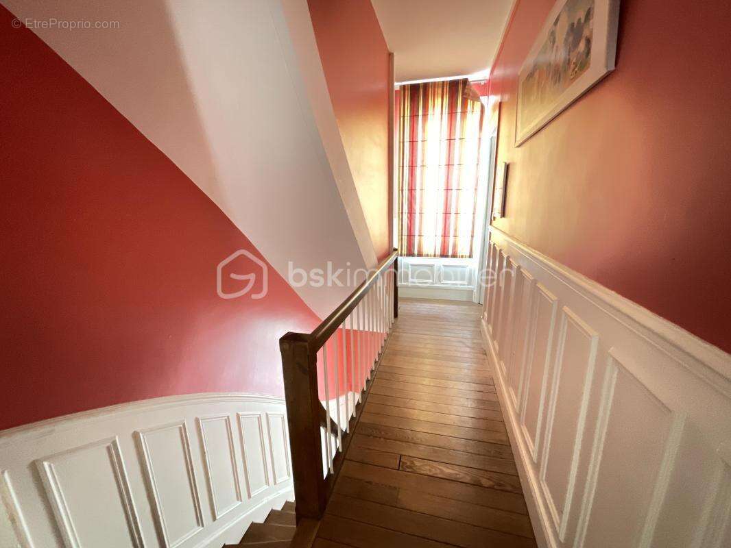 Maison de ville de 135 m² avec jardin - Proche préfécture - photo 12