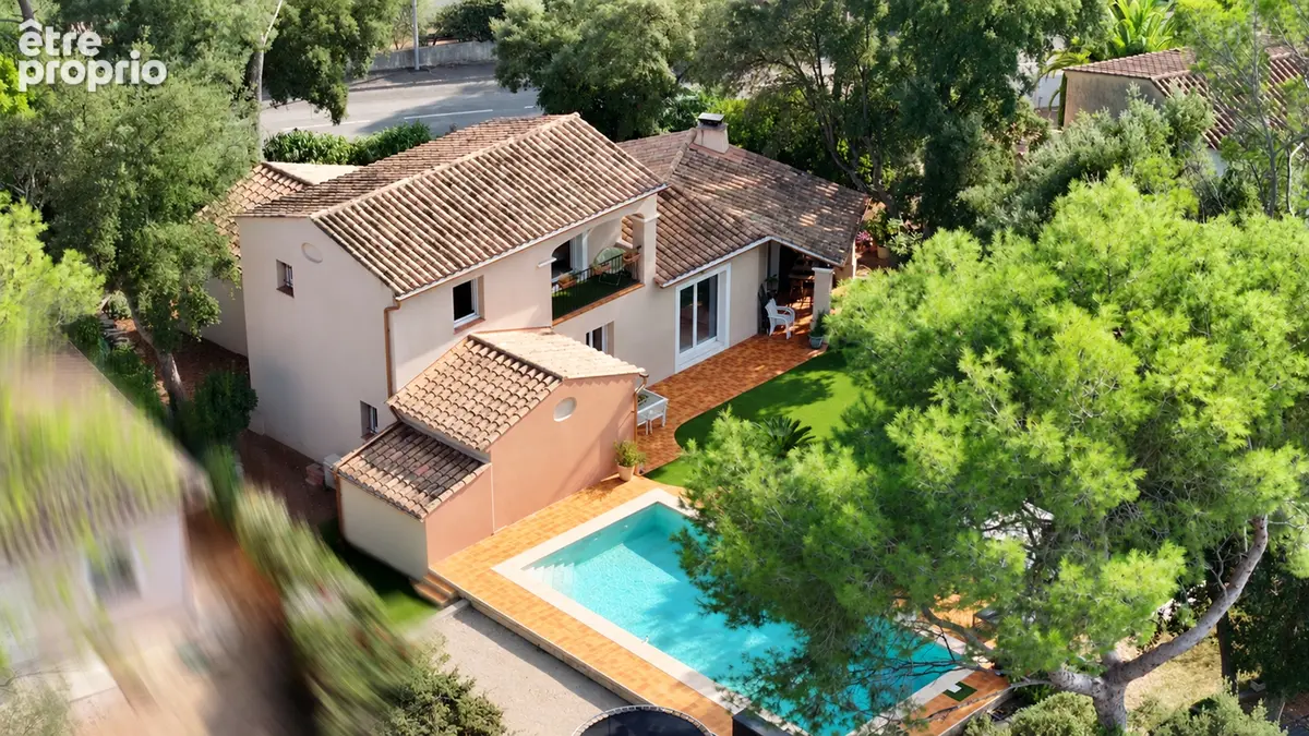 Villa saint raphael 5/6 pieces de 120m² avec piscine face golf - photo 18