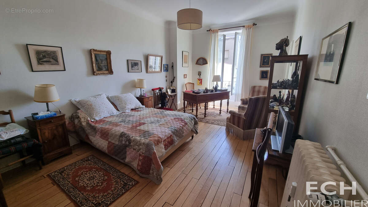 Appartement à VICHY