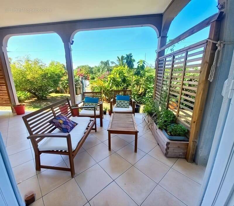 Maison à LE GOSIER