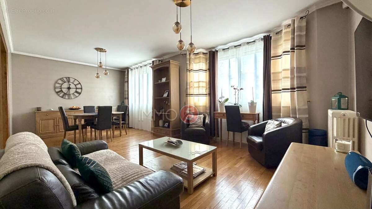 Maison à VILLEMOMBLE